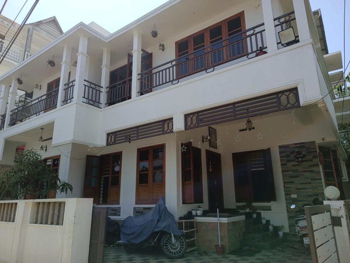 Prakriti Homestay Fortkochi Air Conditioned Rooms Eksteriør billede