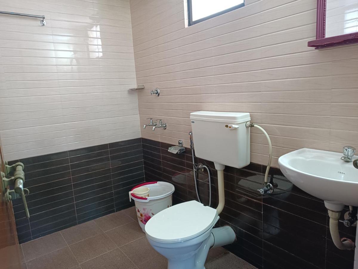 Prakriti Homestay Fortkochi Air Conditioned Rooms Eksteriør billede